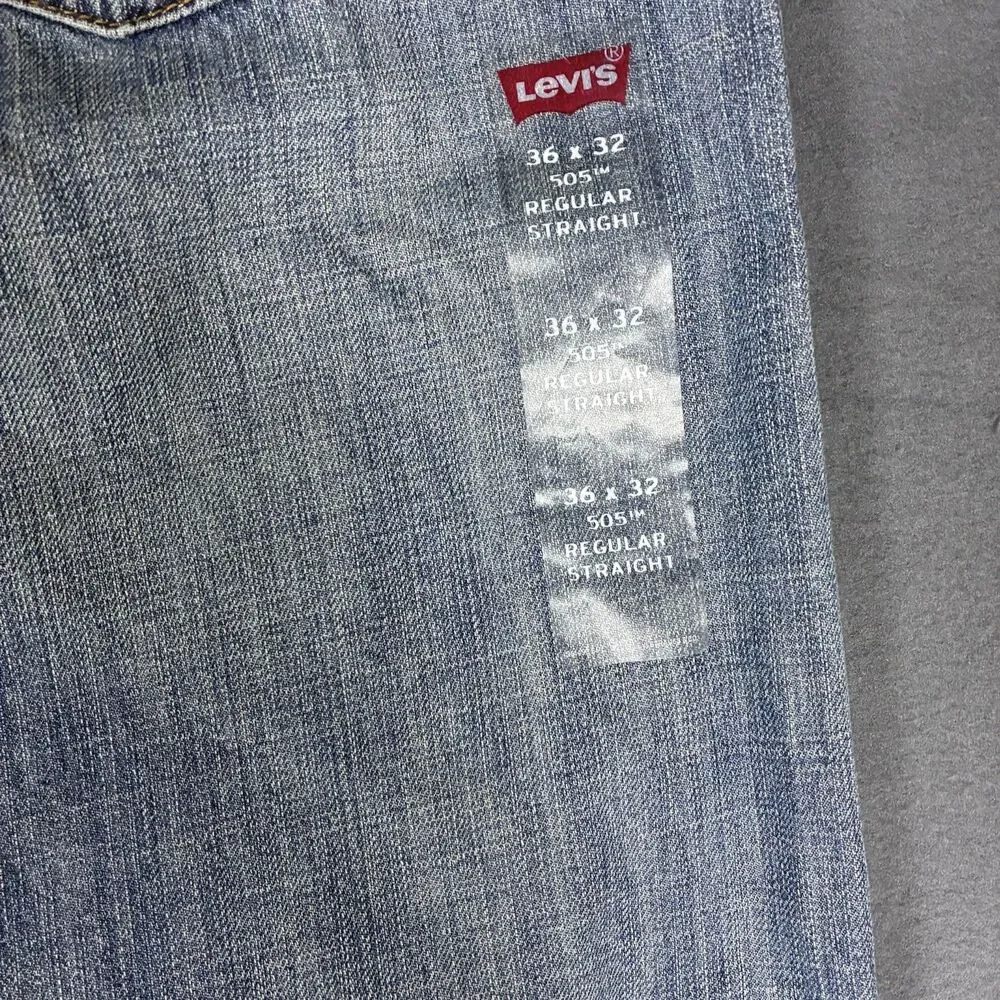 Levi's 505 Men's Blue Jeans Regular Fit, Straight Leg, Size 36x32 NWT